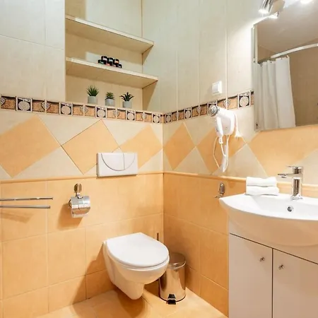 Superb Place To Live Saska Kepa