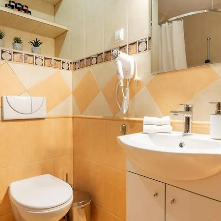 Apartment Superb Place To Live Saska Kepa Warsaw