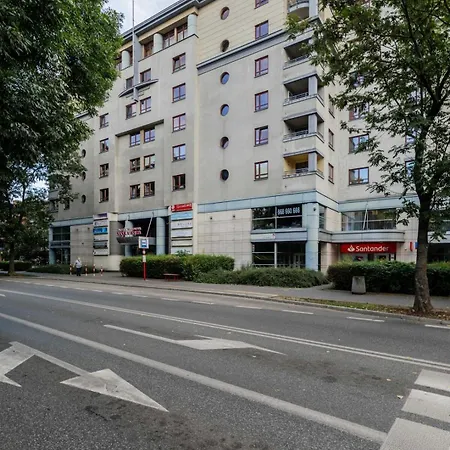 Apartment Superb Place To Live Saska Kepa Warschau